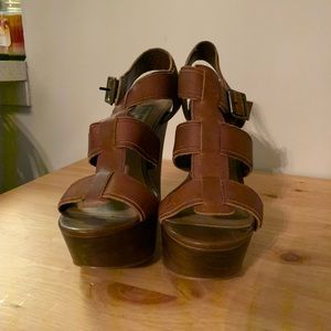 Steve Madden brown leather wedges size 8.5